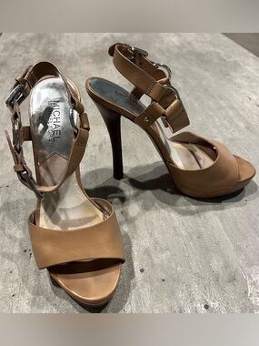 MICHAEL Michael Kors Harrison Harness Sandal Stiletto platform heels 6M